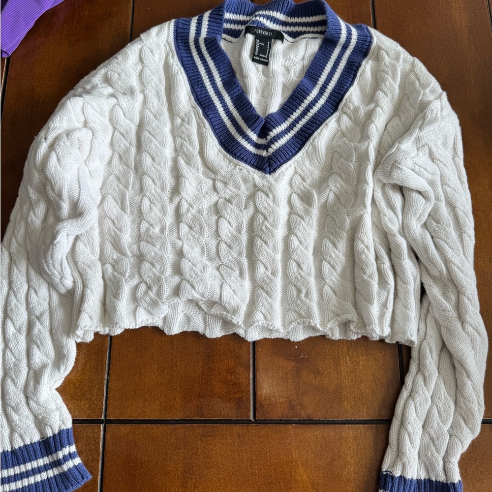Forever 21 White and Blue V-Neck Sweater
